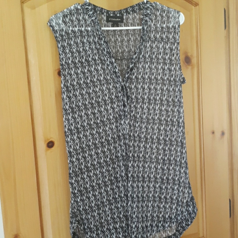 See through tank. Great for business casual.